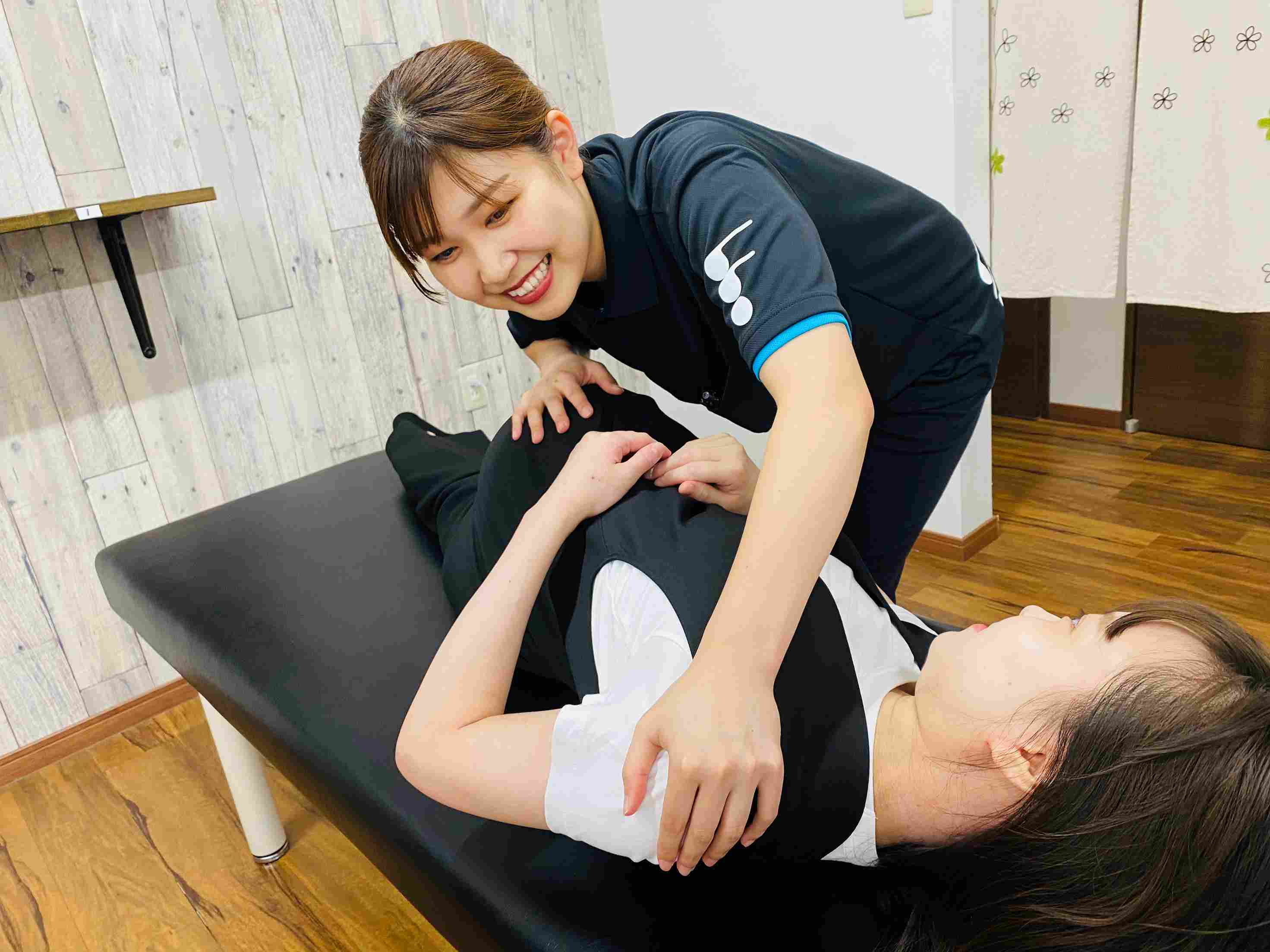 ⑦ 選ばれる理由（ひざ痛）施術イメージ